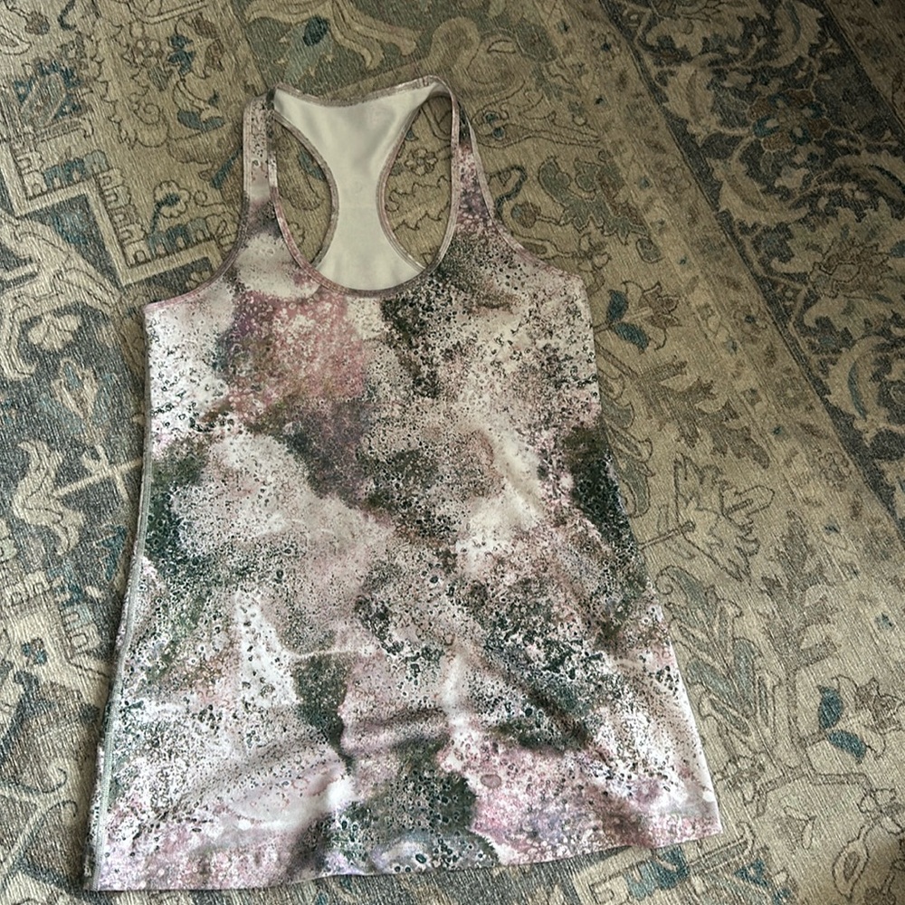 Lululemon tank top - fun pattern!